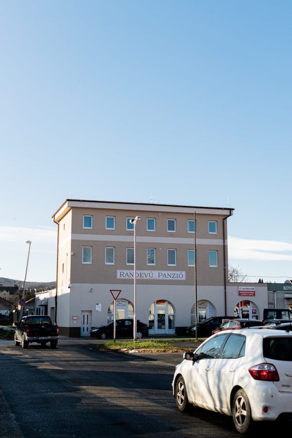 ショプロン Randevu Panzio Bed & Breakfast エクステリア 写真