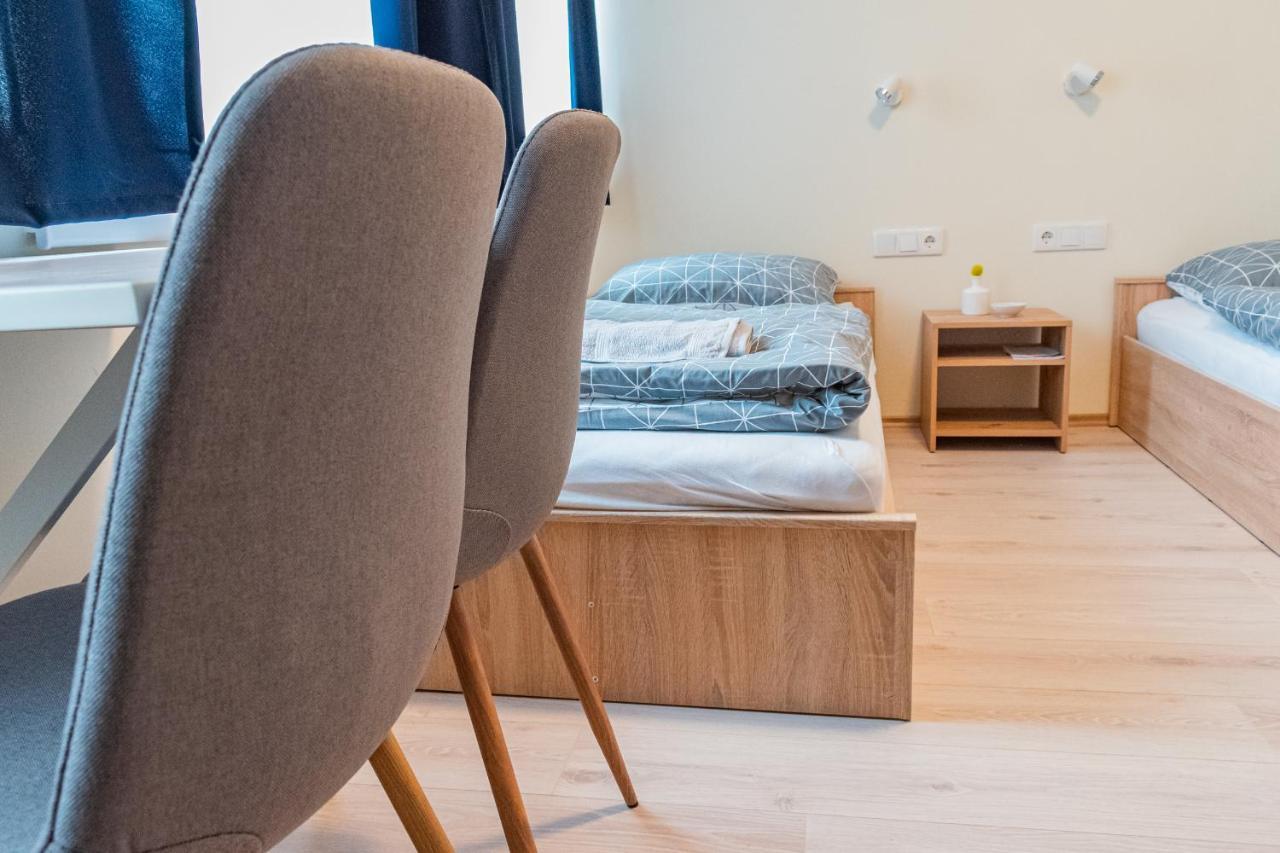 ショプロン Randevu Panzio Bed & Breakfast エクステリア 写真